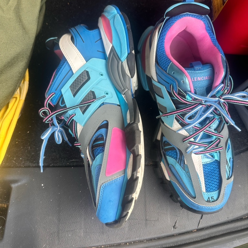 Blue pink balenciaga sz 45 9-10 no box 500 retail 1300